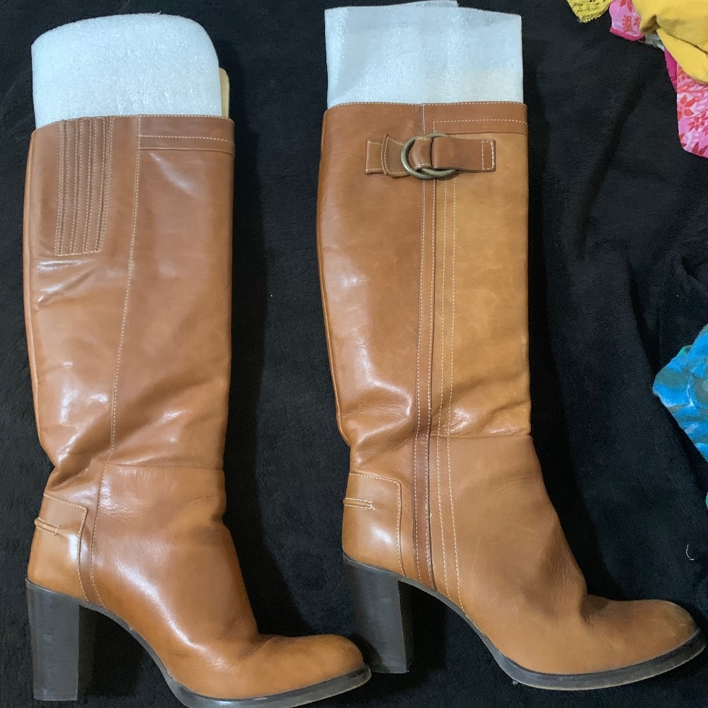 High heel boots